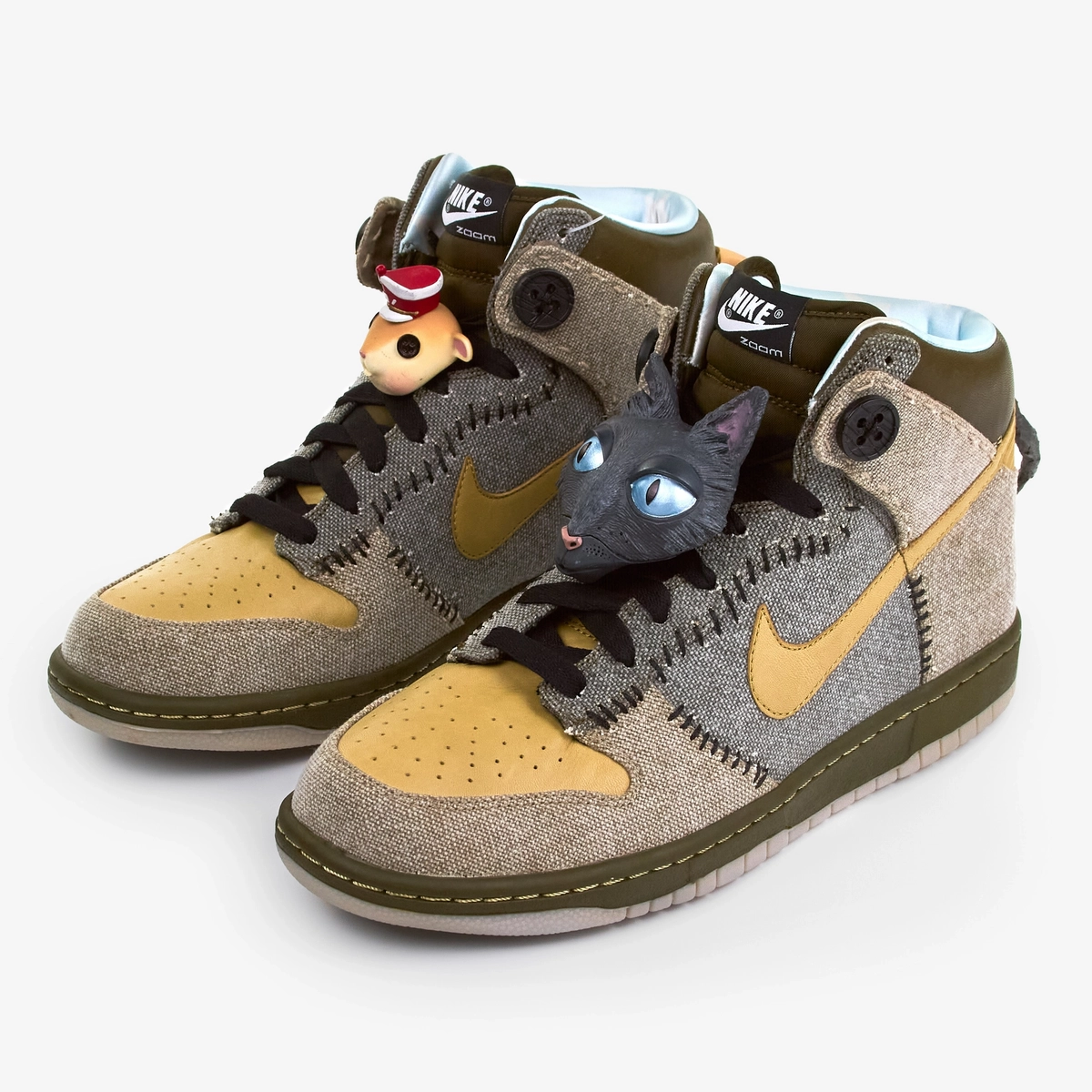 Coraline Movie Prop Edition Nike Dunk High Sneakers, Size 11